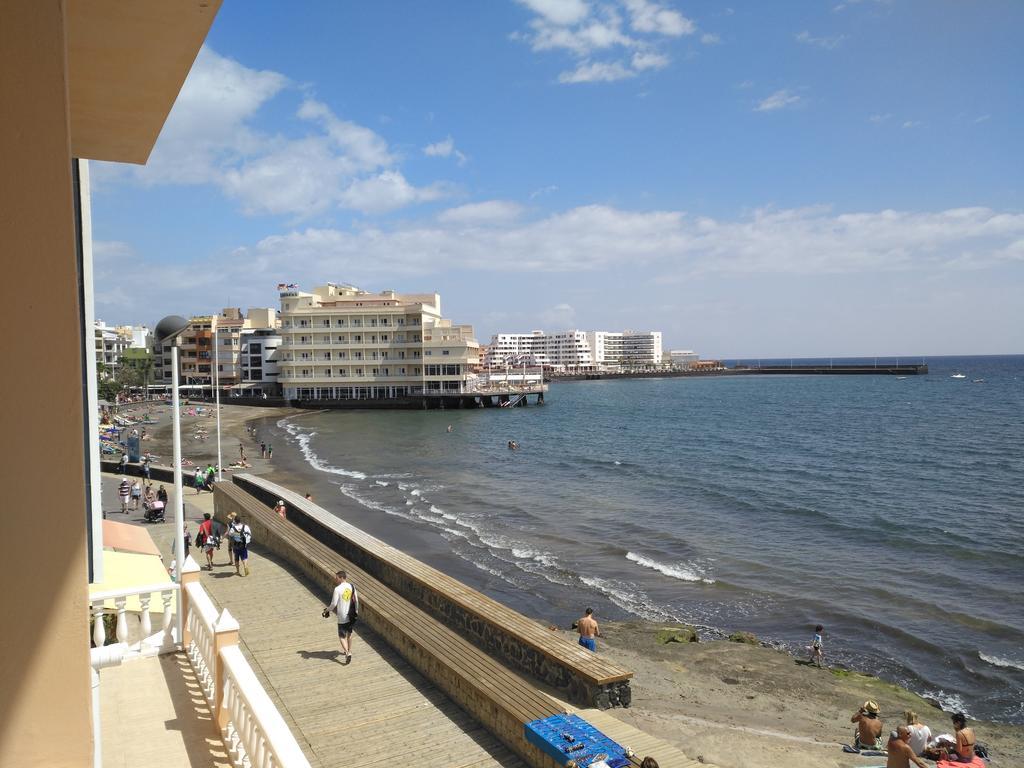 Apartamentos Rocamar El Medano Bagian luar foto
